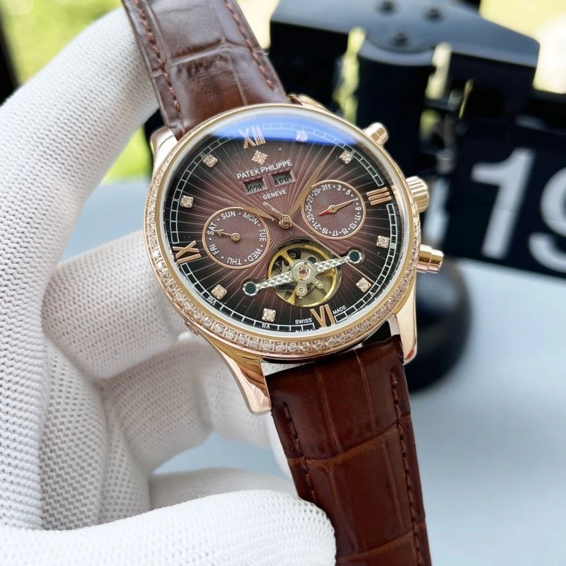 Vibrant PATEK PHILIPPE Watches 198361