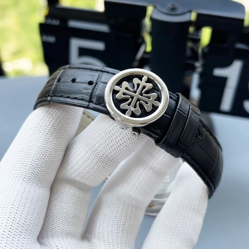 Vibrant PATEK PHILIPPE Watches 198361