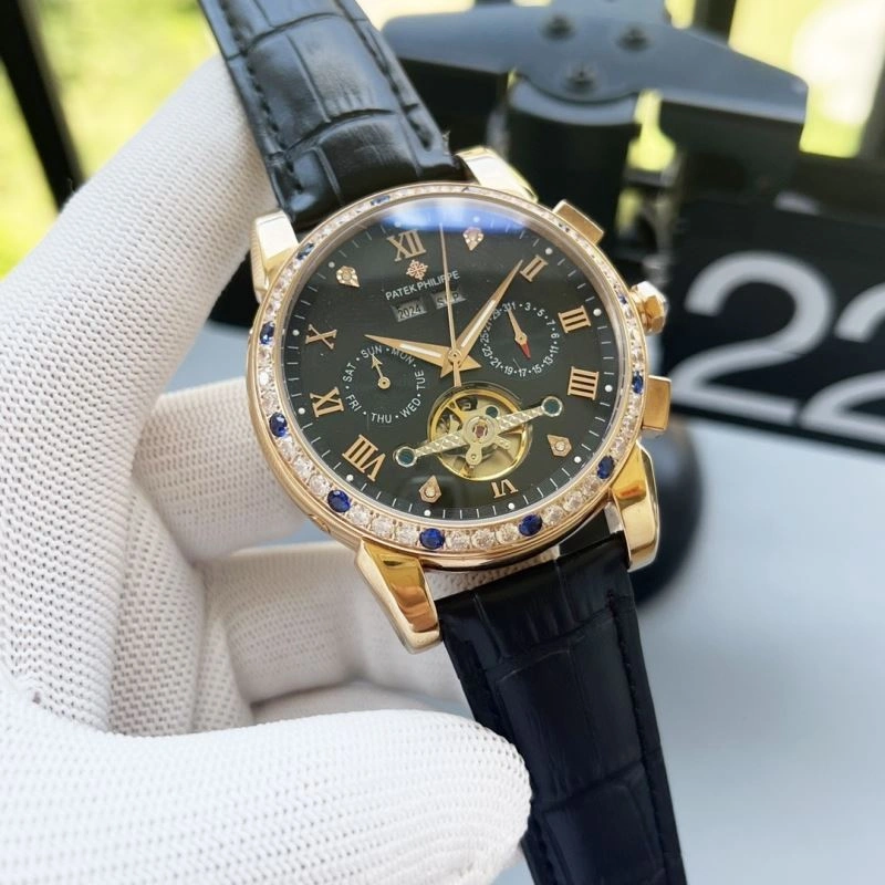Snug PATEK PHILIPPE Watches 198304