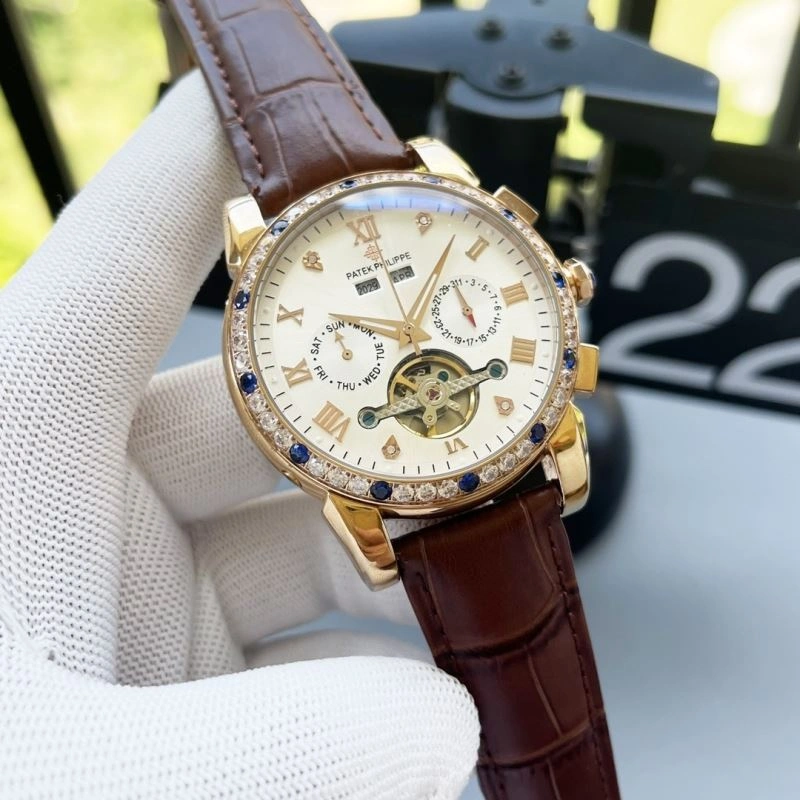 Snug PATEK PHILIPPE Watches 198304
