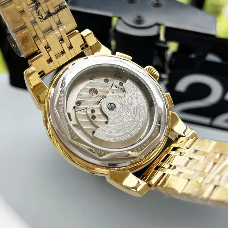 Versatile PATEK PHILIPPE Watches 198318