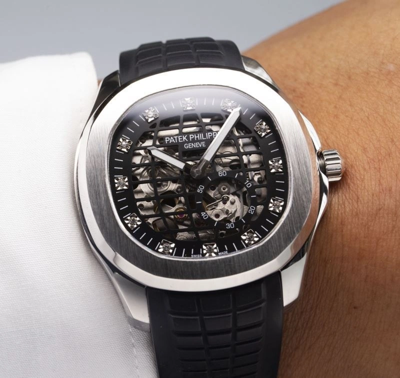UrbanChic PATEK PHILIPPE Watches 198258
