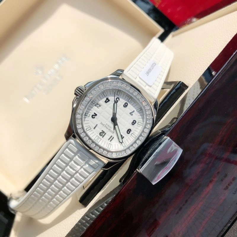 Contemporary PATEK PHILIPPE Watches 198219