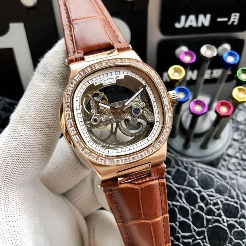 UrbanChic PATEK PHILIPPE Watches 198152