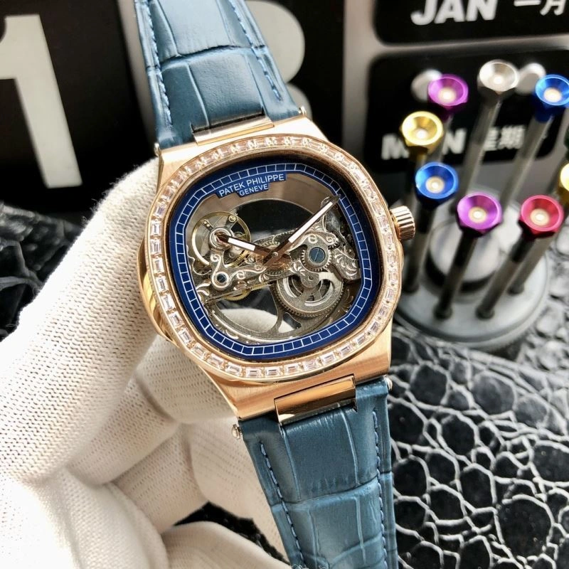 UrbanChic PATEK PHILIPPE Watches 198152