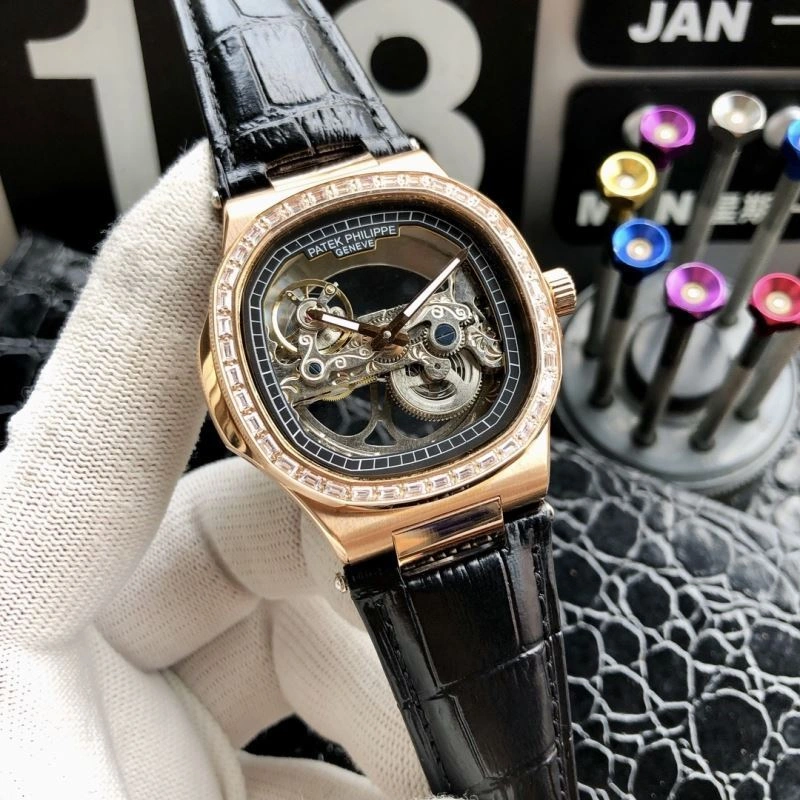 UrbanChic PATEK PHILIPPE Watches 198152