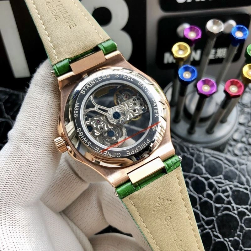UrbanChic PATEK PHILIPPE Watches 198152