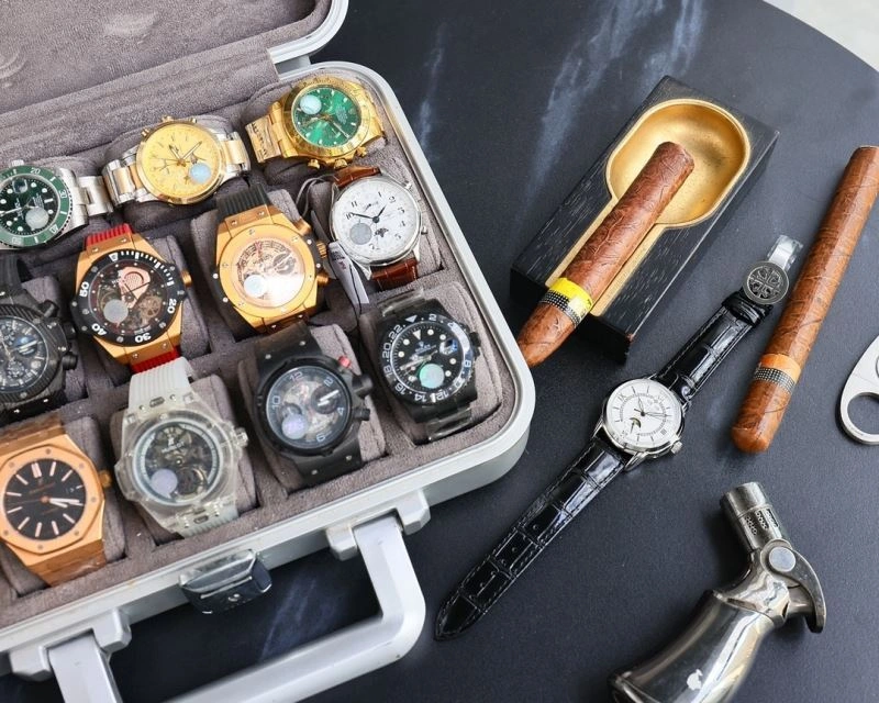Neat PATEK PHILIPPE Watches 198087