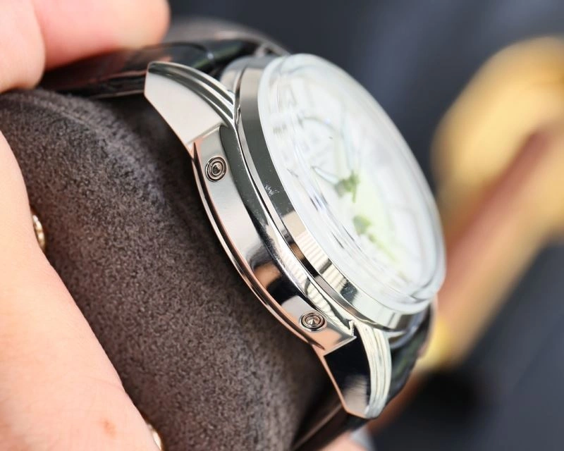 Neat PATEK PHILIPPE Watches 198087