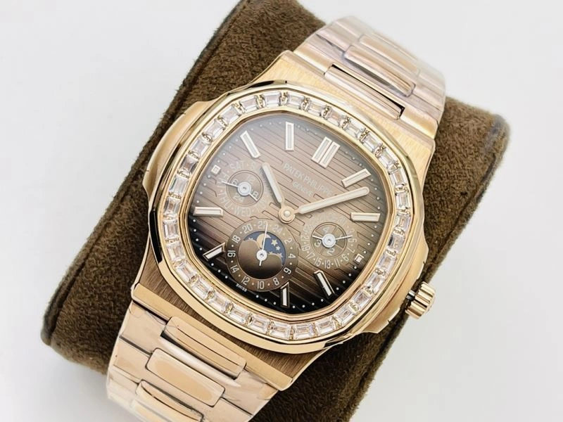 Snug PATEK PHILIPPE Watches 198103