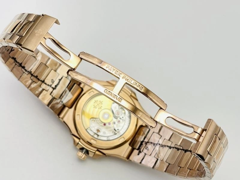 Snug PATEK PHILIPPE Watches 198103