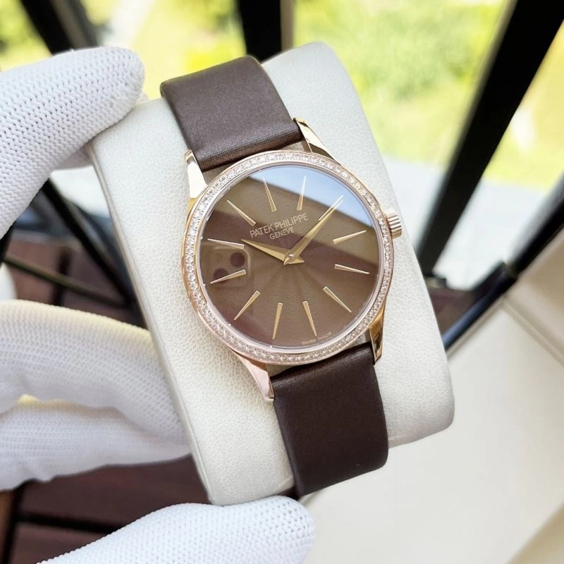 Minimalist PATEK PHILIPPE Watches 198045