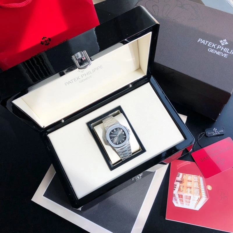 PATEK PHILIPPE Watches UrbanStyle 198055