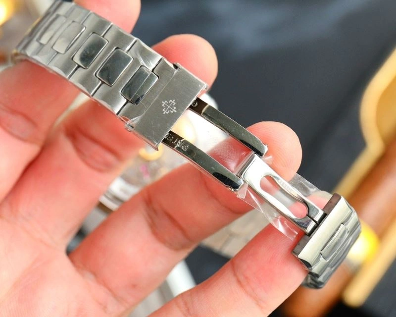 WaterResistant PATEK PHILIPPE Watches 197979