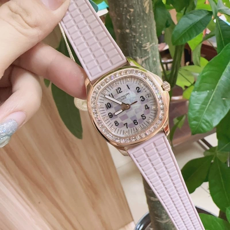 Seasonal PATEK PHILIPPE Watches 197876