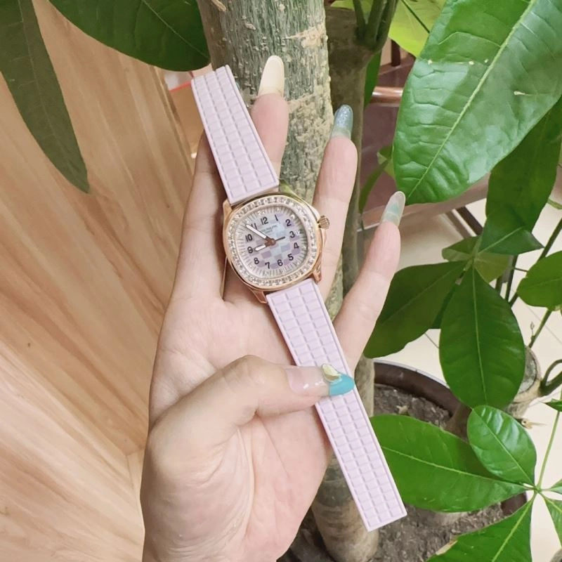 Seasonal PATEK PHILIPPE Watches 197876