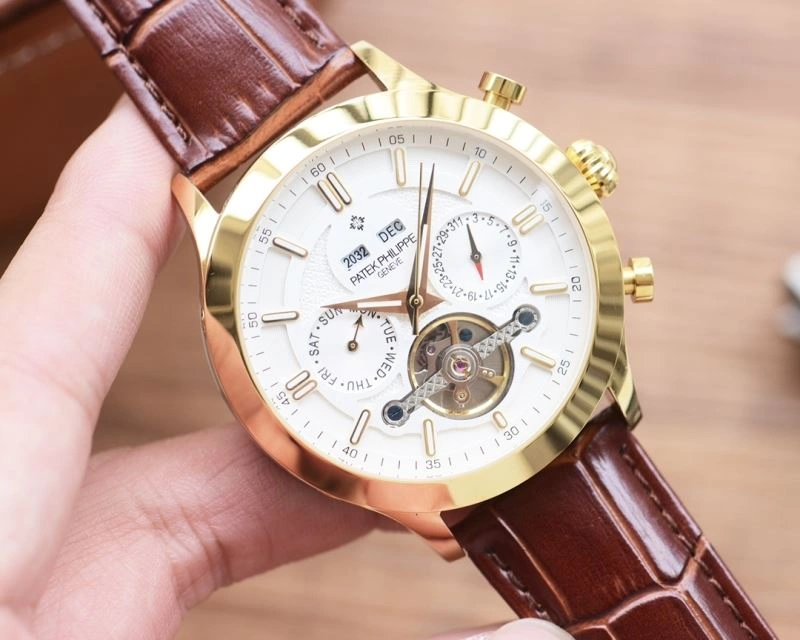 Vibrant PATEK PHILIPPE Watches 197816