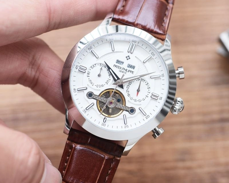 Vibrant PATEK PHILIPPE Watches 197816