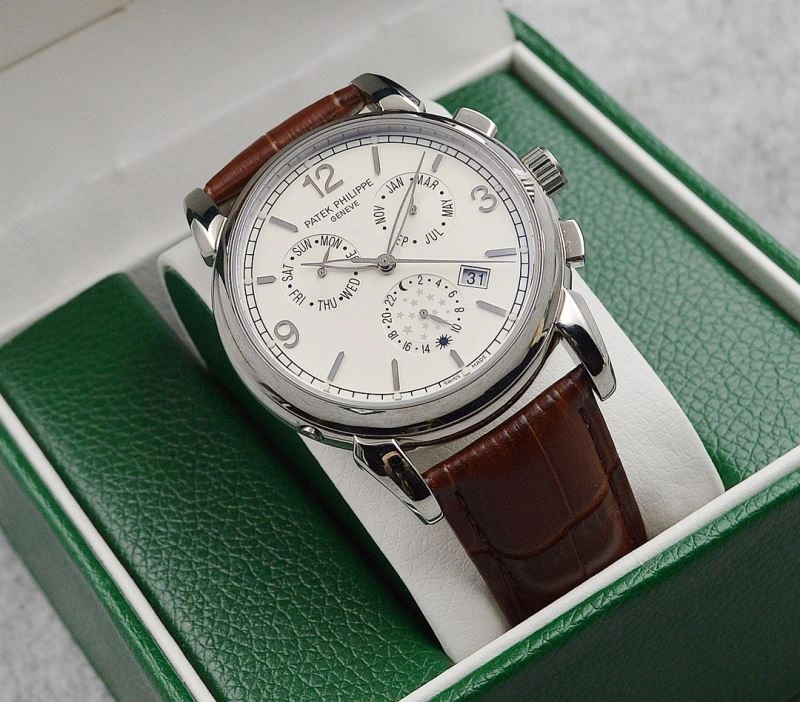 Seasonal PATEK PHILIPPE Watches 197755