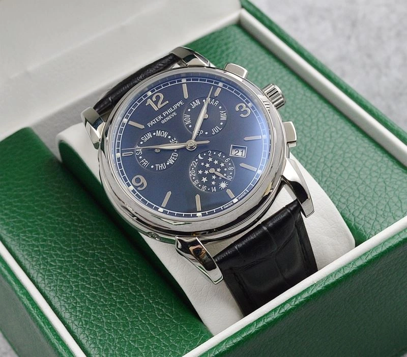 Seasonal PATEK PHILIPPE Watches 197755