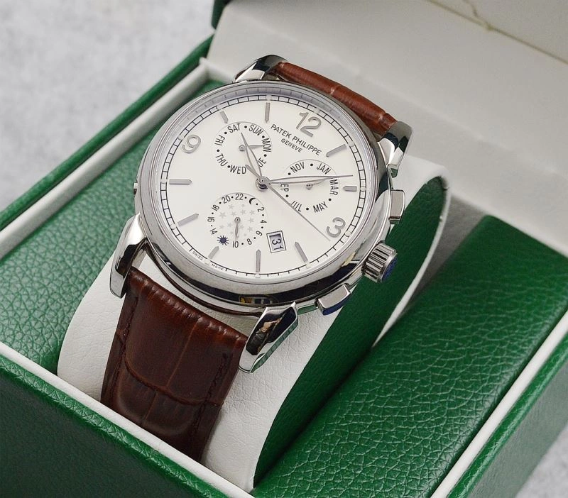 Seasonal PATEK PHILIPPE Watches 197755