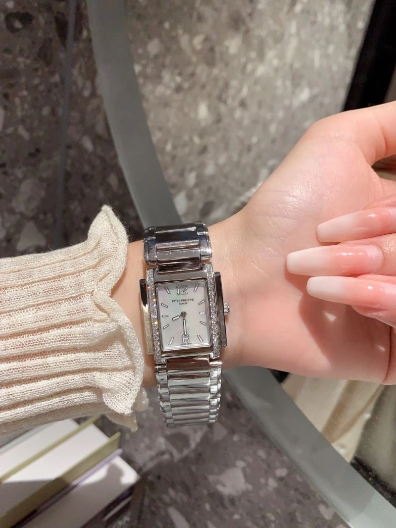 Chic PATEK PHILIPPE Watches 197742