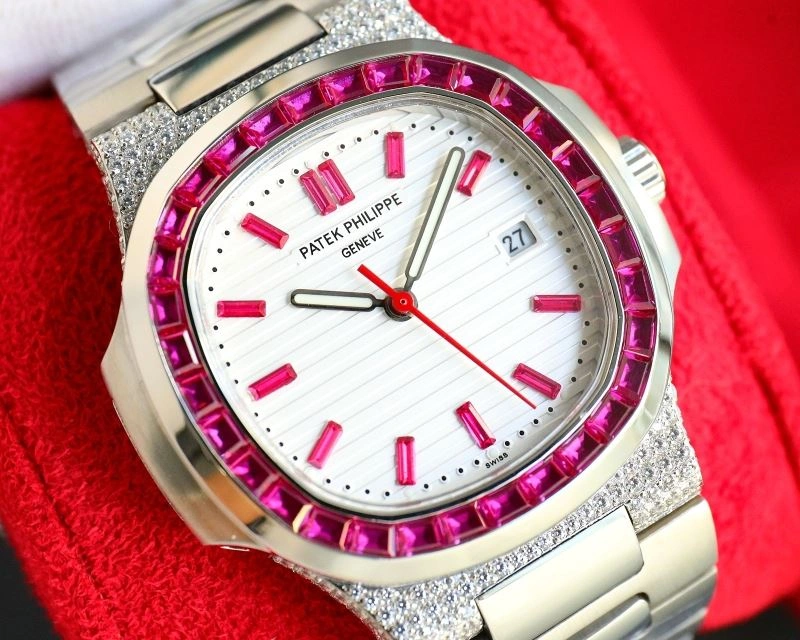 Fashionable PATEK PHILIPPE Watches 197736