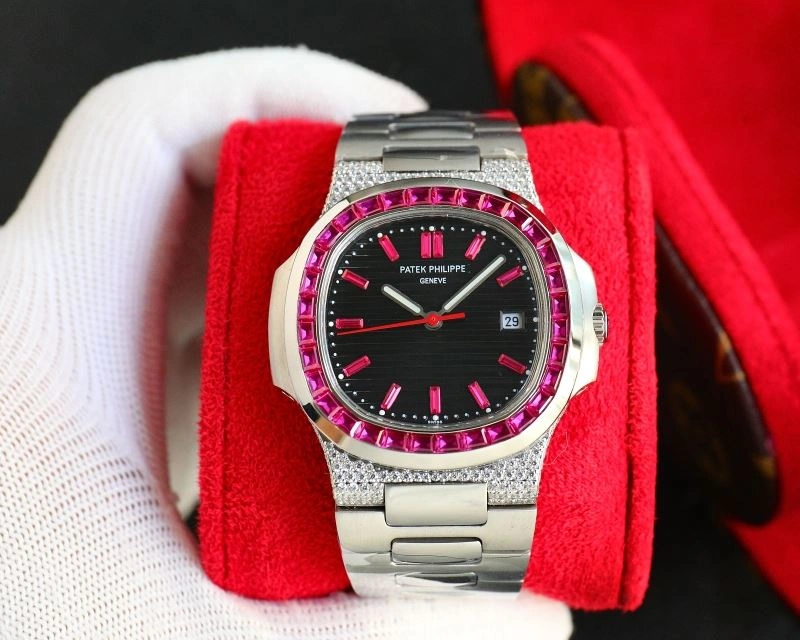 Fashionable PATEK PHILIPPE Watches 197736