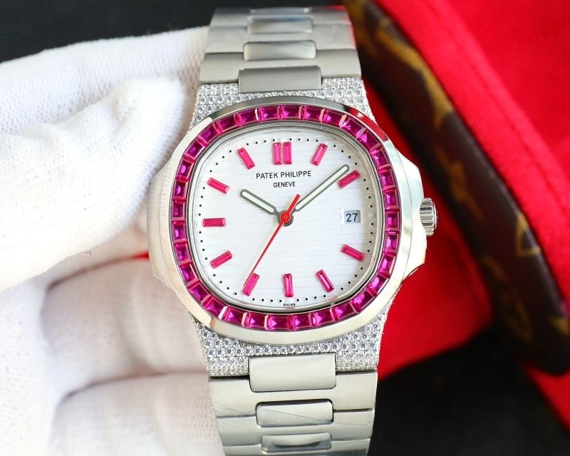 Fashionable PATEK PHILIPPE Watches 197736