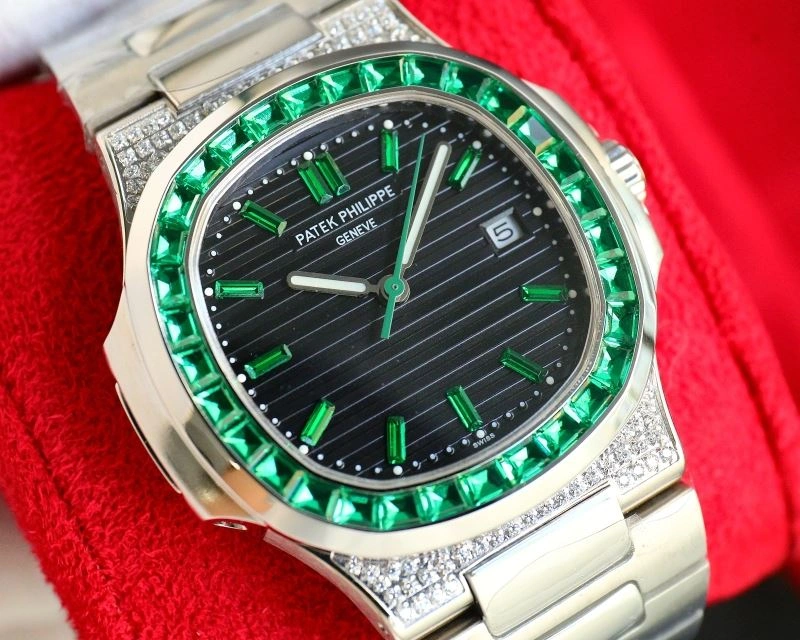 Neat PATEK PHILIPPE Watches 197711