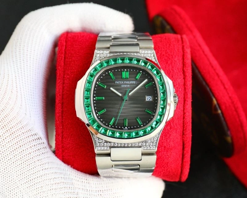Neat PATEK PHILIPPE Watches 197711