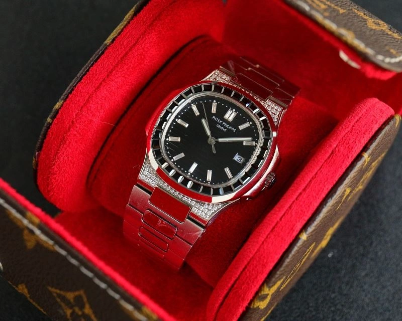PATEK PHILIPPE Watches UrbanStyle 197707