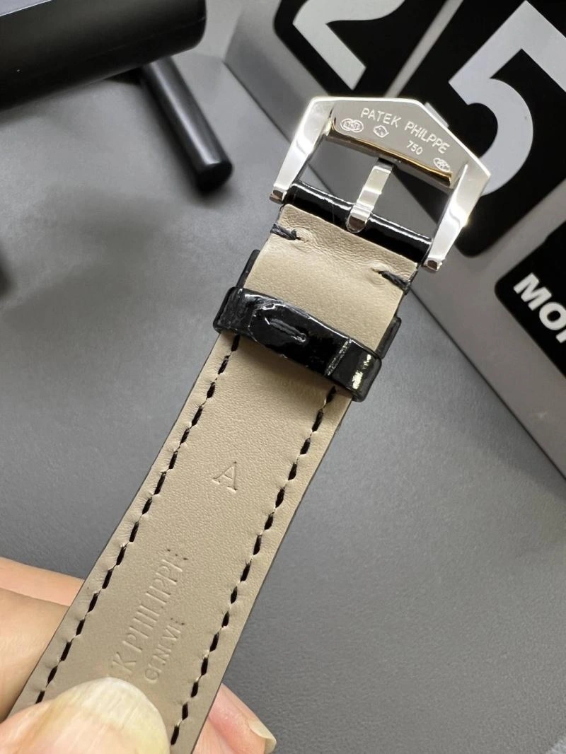 Sustainable PATEK PHILIPPE Watches 197701