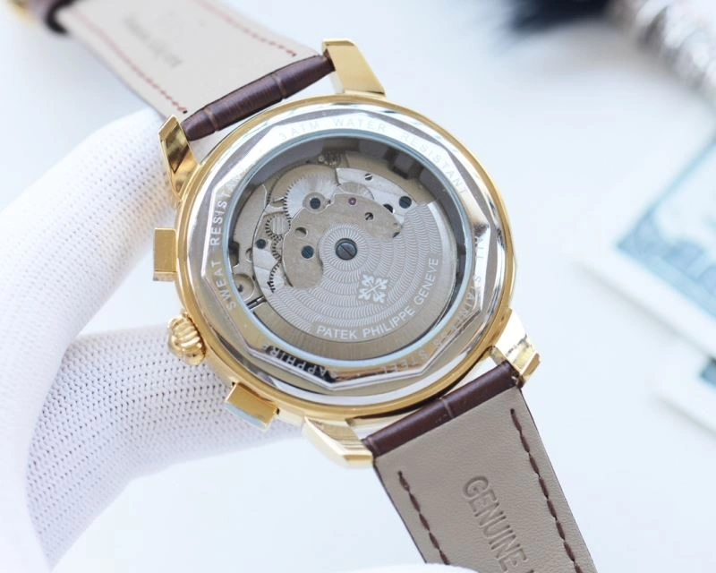 UrbanChic PATEK PHILIPPE Watches 197636