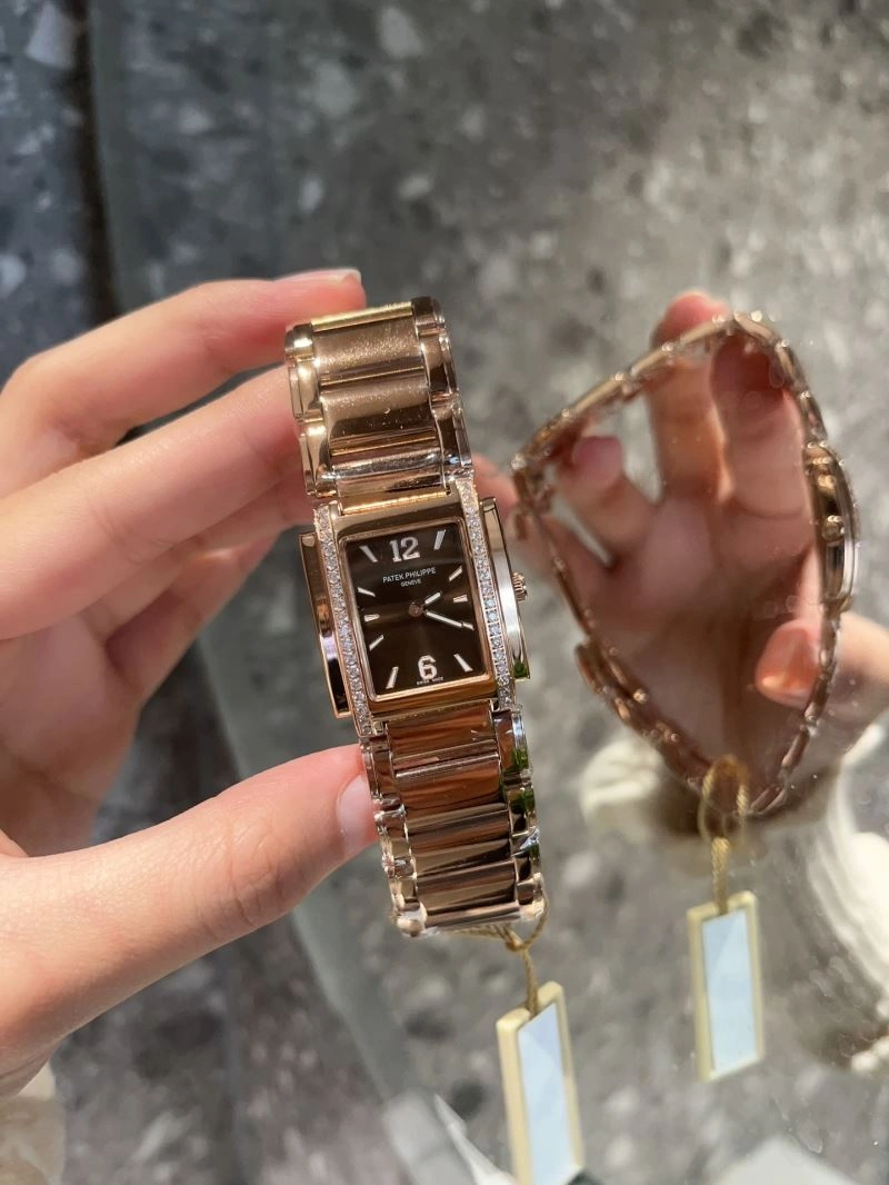 PATEK PHILIPPE Watches Durable 197610