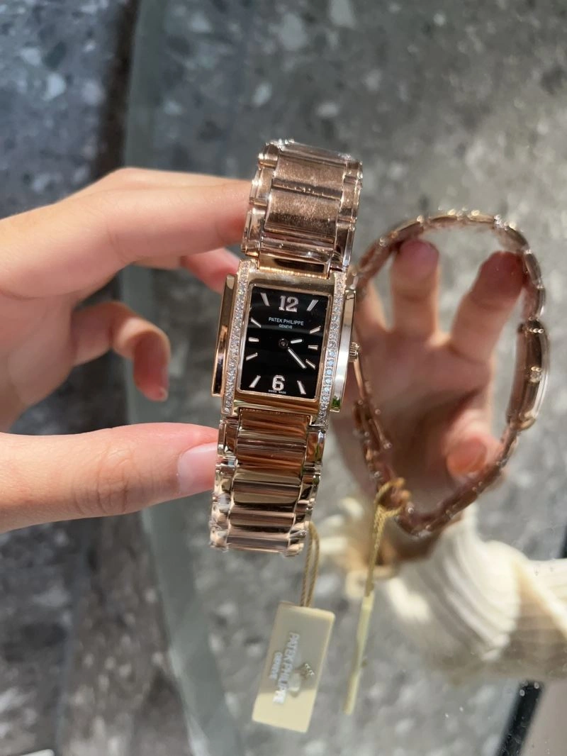 PATEK PHILIPPE Watches Durable 197610