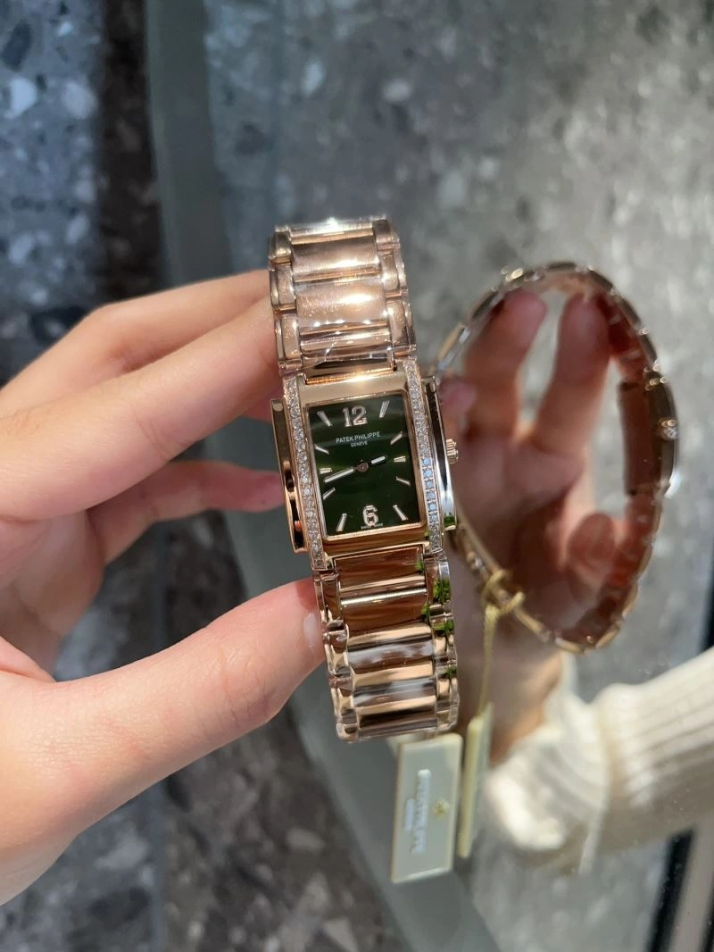 PATEK PHILIPPE Watches Durable 197610