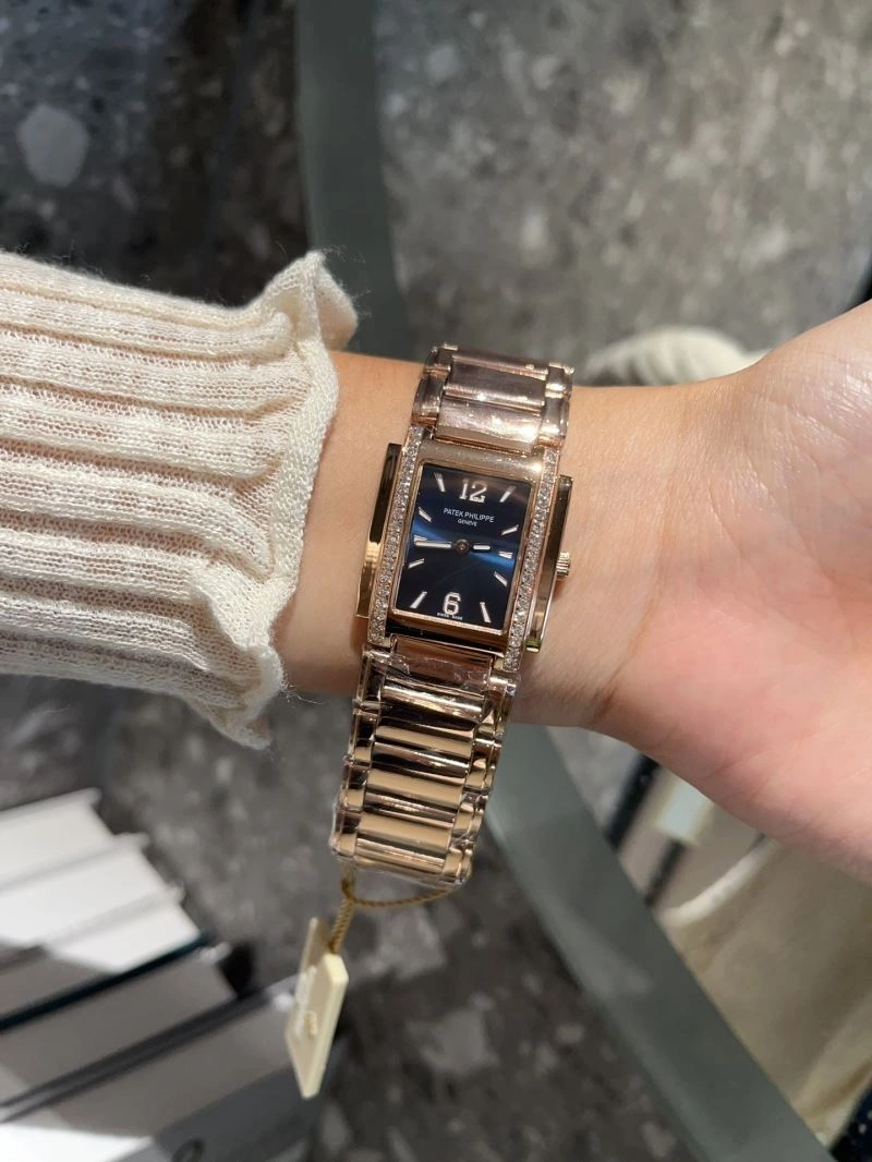 PATEK PHILIPPE Watches Durable 197610