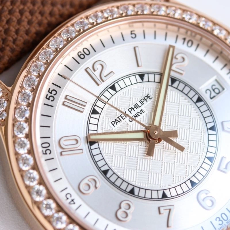 Minimalist PATEK PHILIPPE Watches 197556