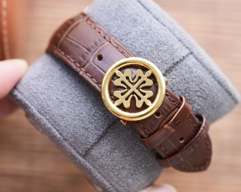 WrinkleFree PATEK PHILIPPE Watches 197510