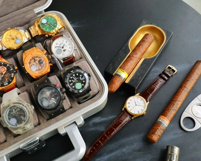 FlexibleFit PATEK PHILIPPE Watches 197512