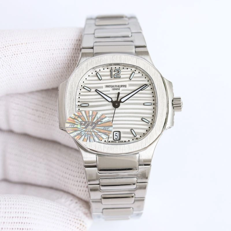 Versatile PATEK PHILIPPE Watches 197438