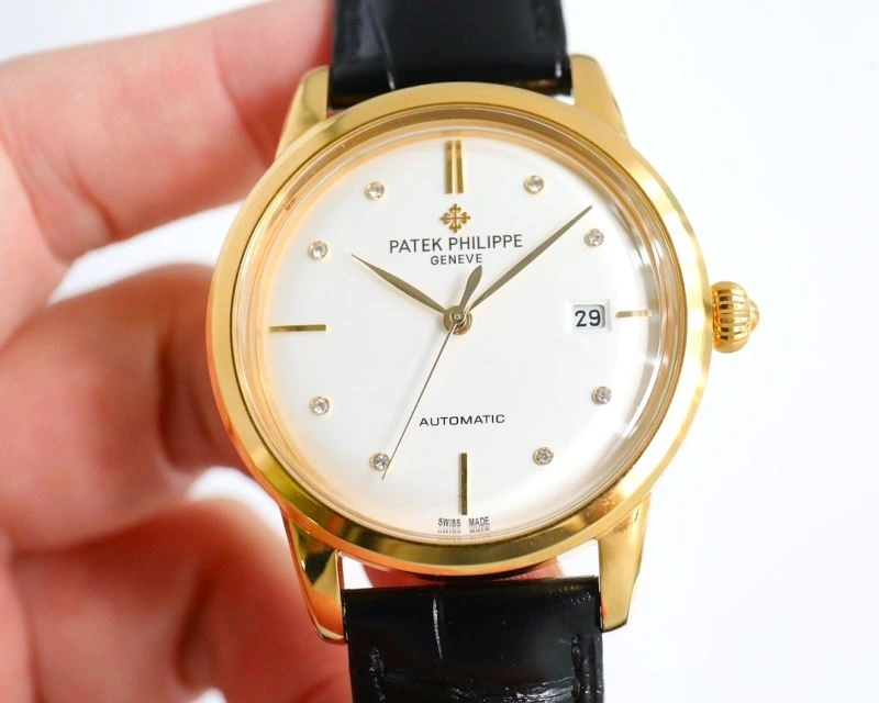Refined PATEK PHILIPPE Watches 197437