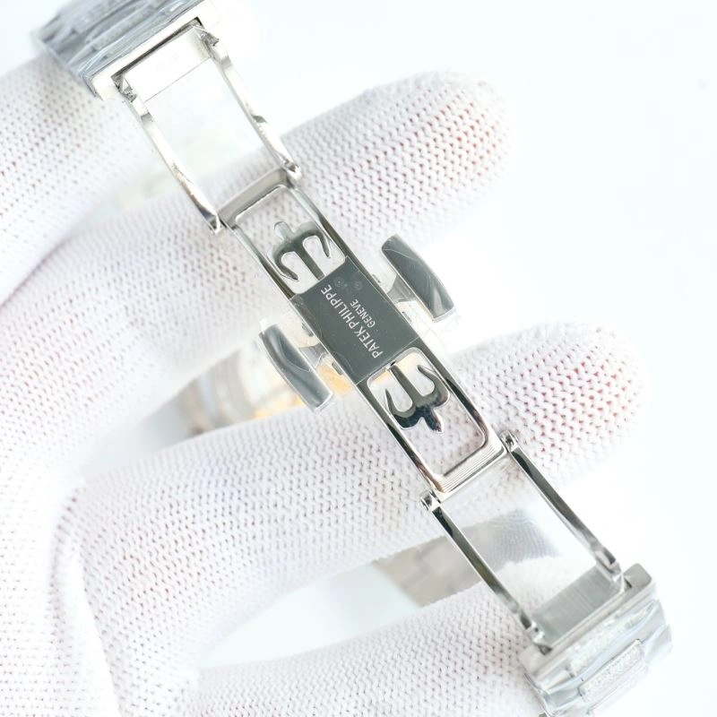 Colorful PATEK PHILIPPE Watches 197434