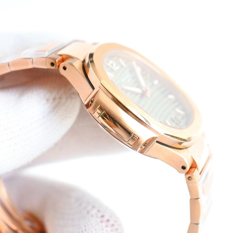 Sporty PATEK PHILIPPE Watches 197420