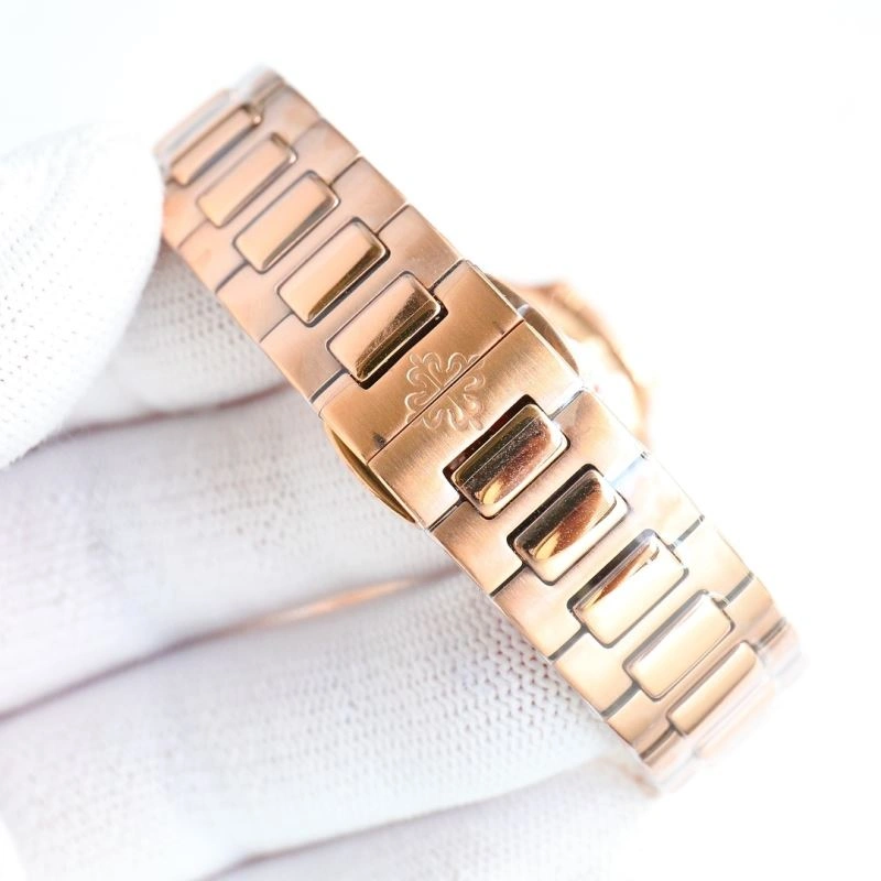 Sporty PATEK PHILIPPE Watches 197420