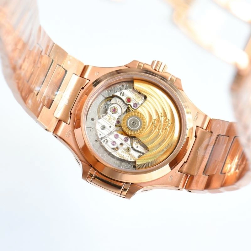 Sporty PATEK PHILIPPE Watches 197420