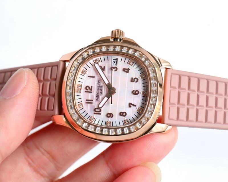 Tailored PATEK PHILIPPE Watches 197421
