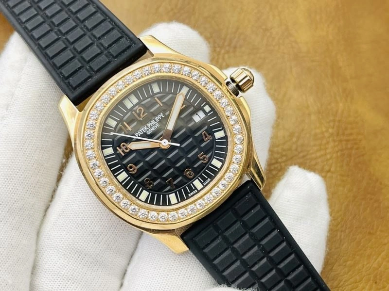 StreetReady PATEK PHILIPPE Watches 197379