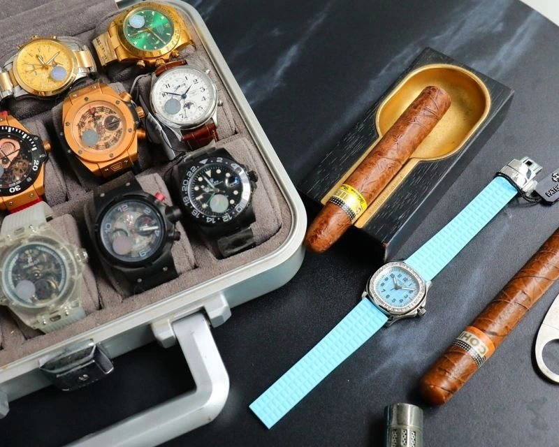 FreshLook PATEK PHILIPPE Watches 197352
